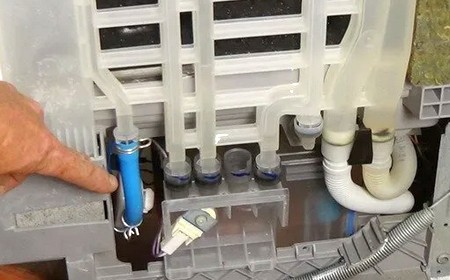 Посудомоечная машина не набирает воду