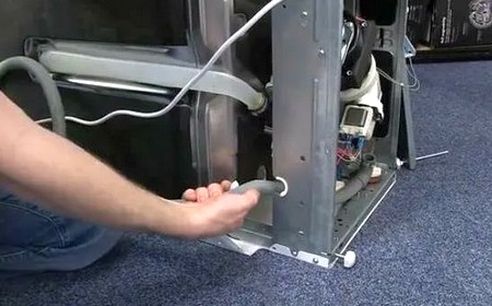 Замена сливного шланга посудомоечной машины