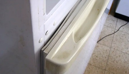 Холодильник работает не отключаясь