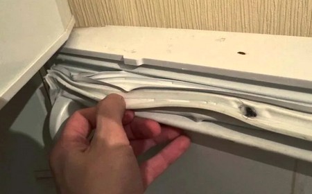 Холодильник сильно морозит