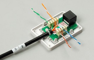 Монтаж розеток RJ45