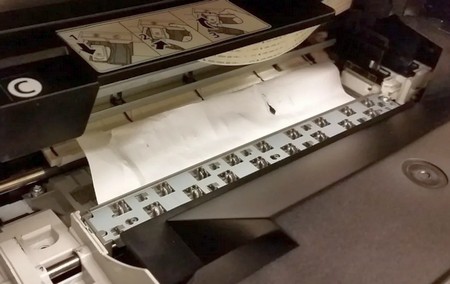Принтер не берёт бумагу