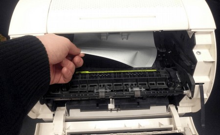 Принтер заминает бумагу