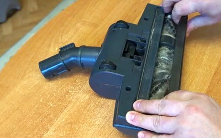 Чистка насадок пылесоса