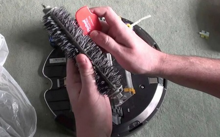 Чистка робота-пылесоса