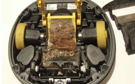 Чистка робота-пылесоса