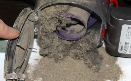 Пылесос шумит сильнее обычного