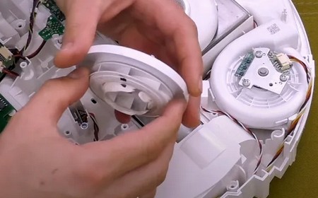 Ремонт датчиков робота-пылесоса