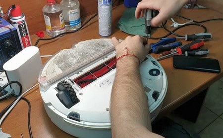 Ремонт робота-пылесоса Roborock