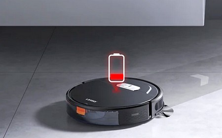 Робот-пылесос крутится на месте