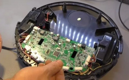 Робот-пылесос не едет